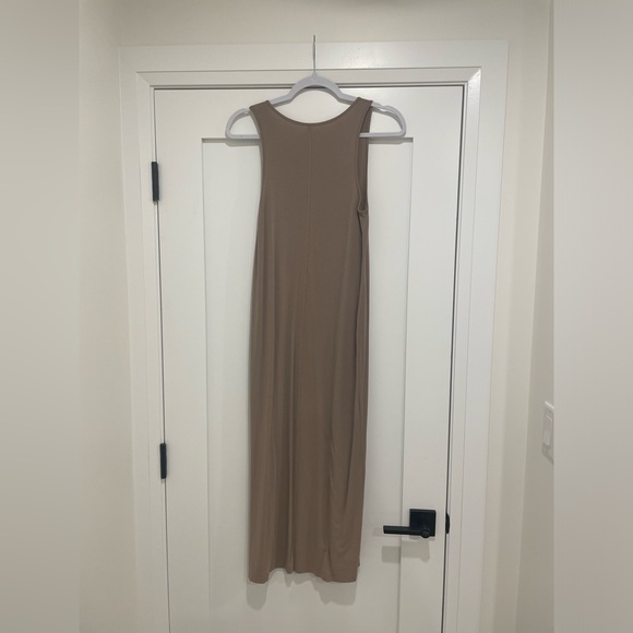 Aritzia Group by Babaton Evelina Dress - Olive Beige Size XXS - Picture 4 of 7